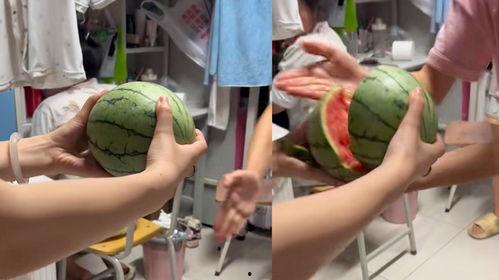 女 裸绞直接吃瓜,吃瓜群众直呼过瘾!