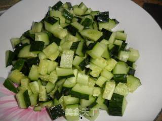 什么瓜适合做腌瓜丁吃呢,挑选最佳腌瓜丁的秘诀