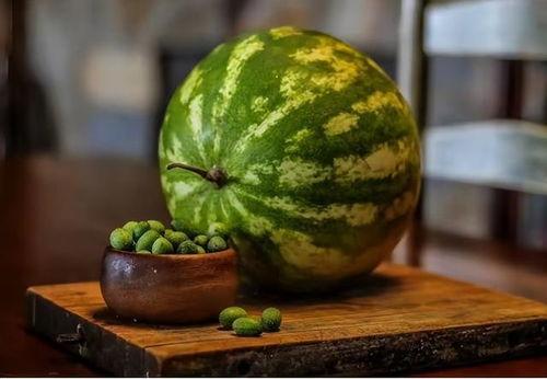 吃瓜要凉着吃,吃瓜,尽享清凉时光